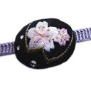 帯留め 帯止め 刺繍&ラインストーン入り 黒色地桜さくら 着物 きもの 浴衣 帯どめ