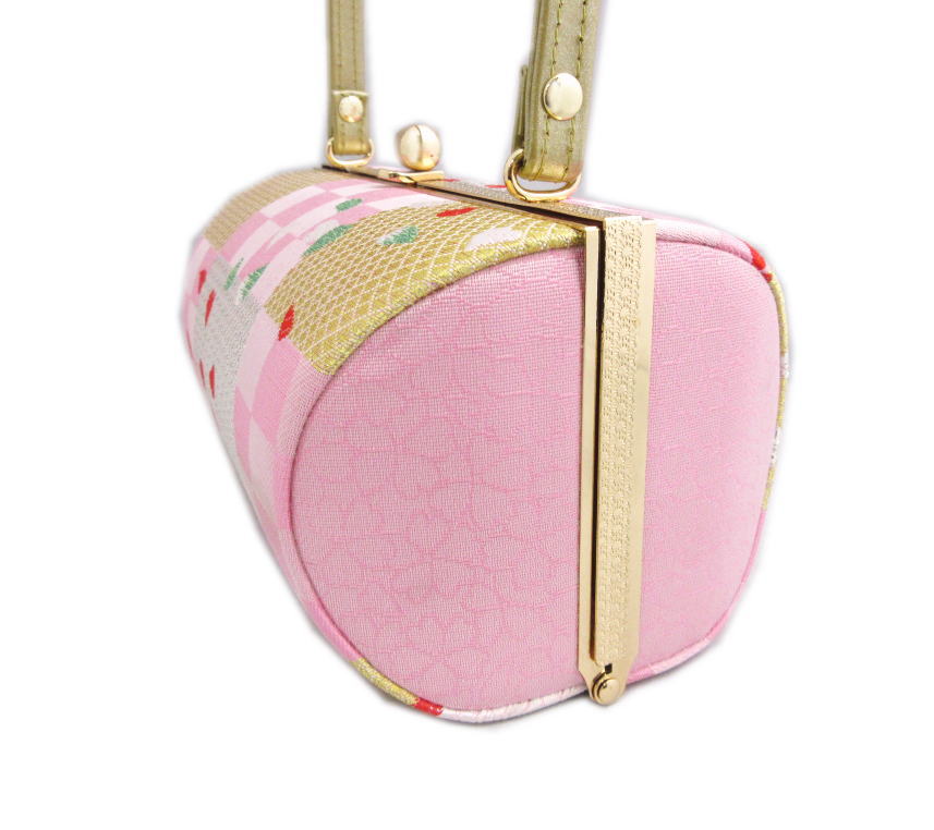 バッグ 手提げ 正絹帯地 金糸銀糸入り 横丸型 ピンク金銀市松地桜花びら 日本製 振袖 成人式 卒業式 袴 着物 単品 振袖用 きもの はかま ハカマ 和装 女性用 レディース シルク 桜柄 さくら 古典柄