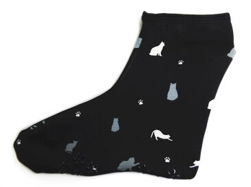 女性用レディース冬用暖か靴下（ルームソックス）3足セット猫・ペンギン白熊・雪結晶 足裏滑り止め加工