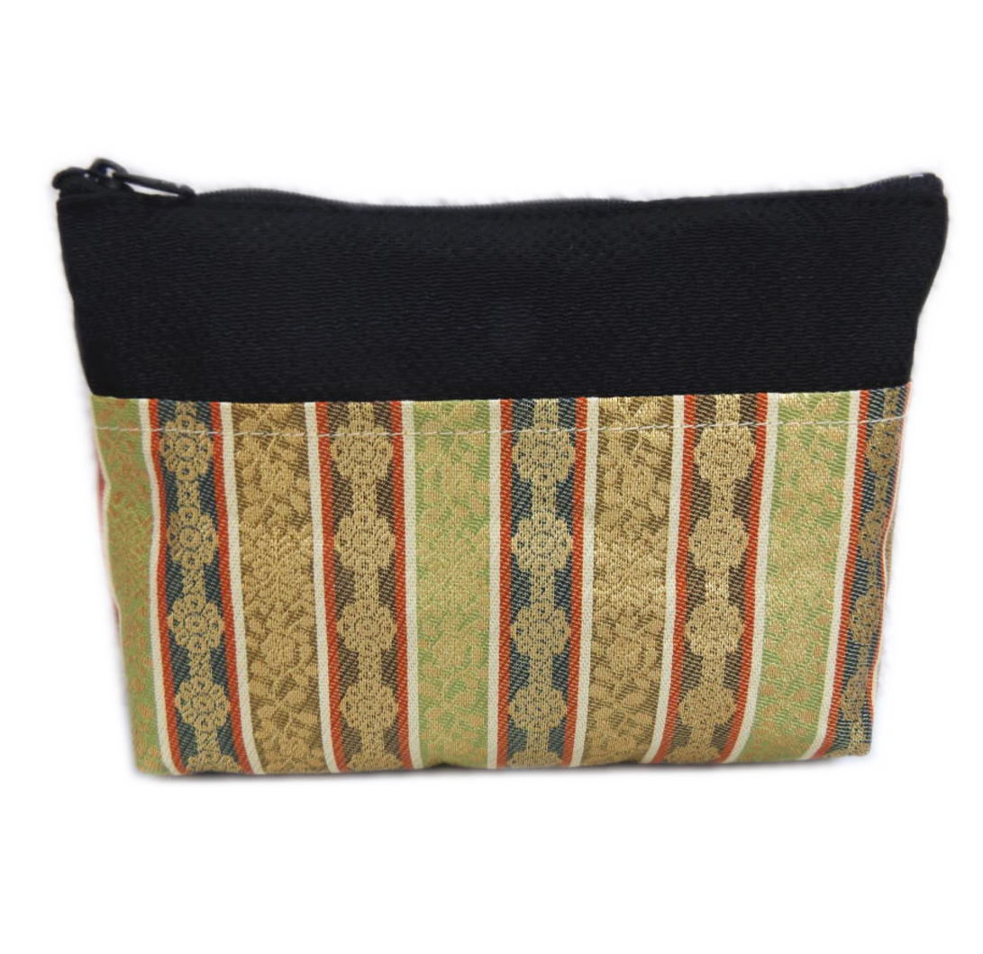 ポーチ 金襴 和柄 お化粧 コスメ メイク 小物入れ ファスナー 角型 黒色地 女性用 レディース