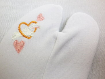 子供用キッズ女の子用刺繍ストレッチ白足袋うさぎハートS・M・L(すべり止め付) 七五三&お正月に