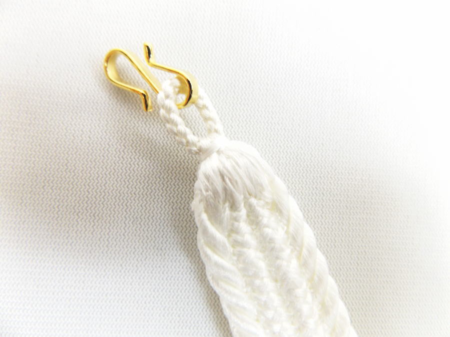 羽織紐 はおりひも メンズ 男性 礼装用 正絹 平組み 白 日本製 成人式 卒業式 結婚式 和装 着物 男物 紳士用 フォーマル 正装用 シルク 白色