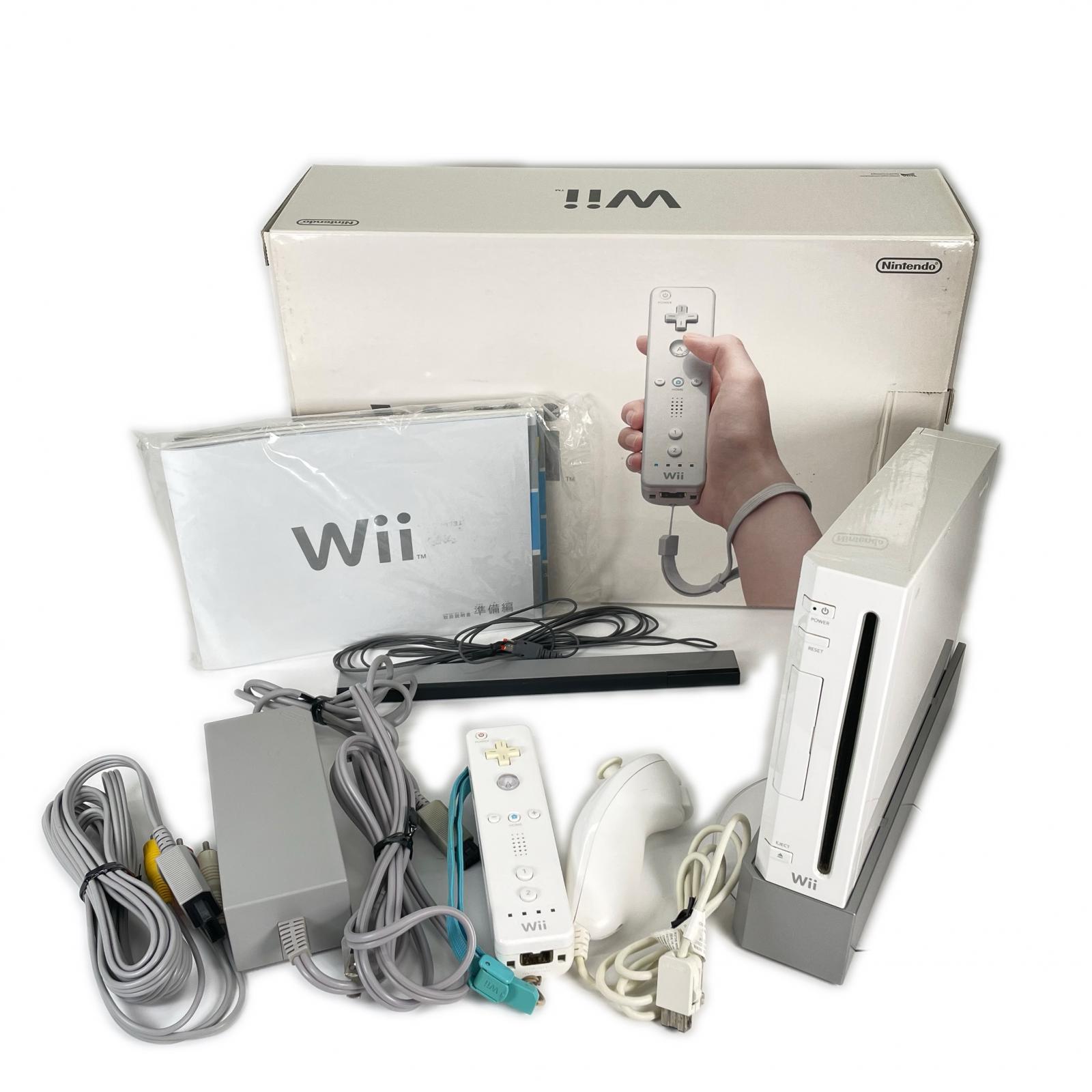 Nintendo wii本体 セット Nintendo 任天堂 ゲームハード ホワイト キッズ【中古】【送料無料】