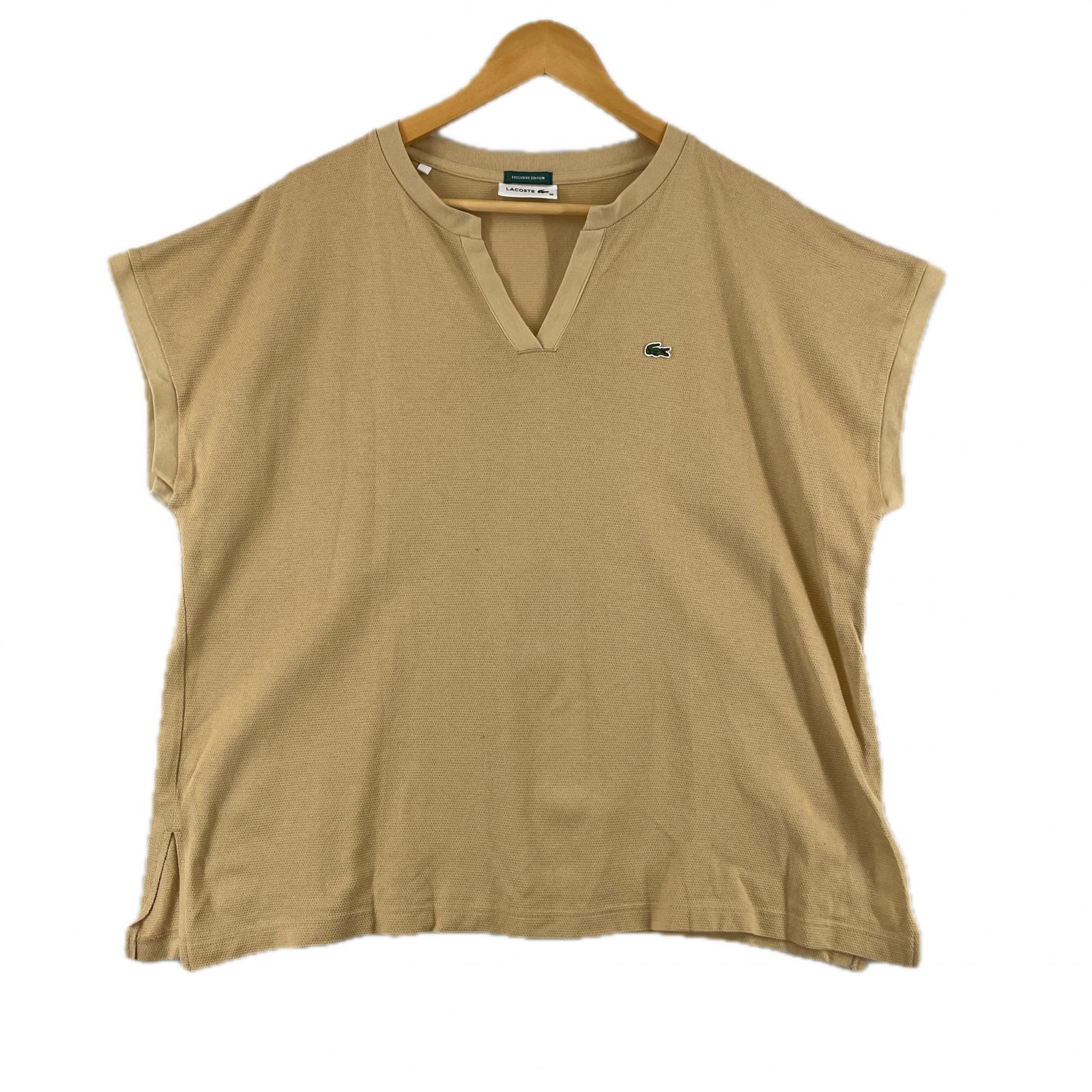 美品 LACOSTE ラコステ ハーフスリーブTシャツ ブランドロゴ 春夏 SS カットソー コットン ベージュ レディース 36 Vネック【古着】【中古】【送料無料】