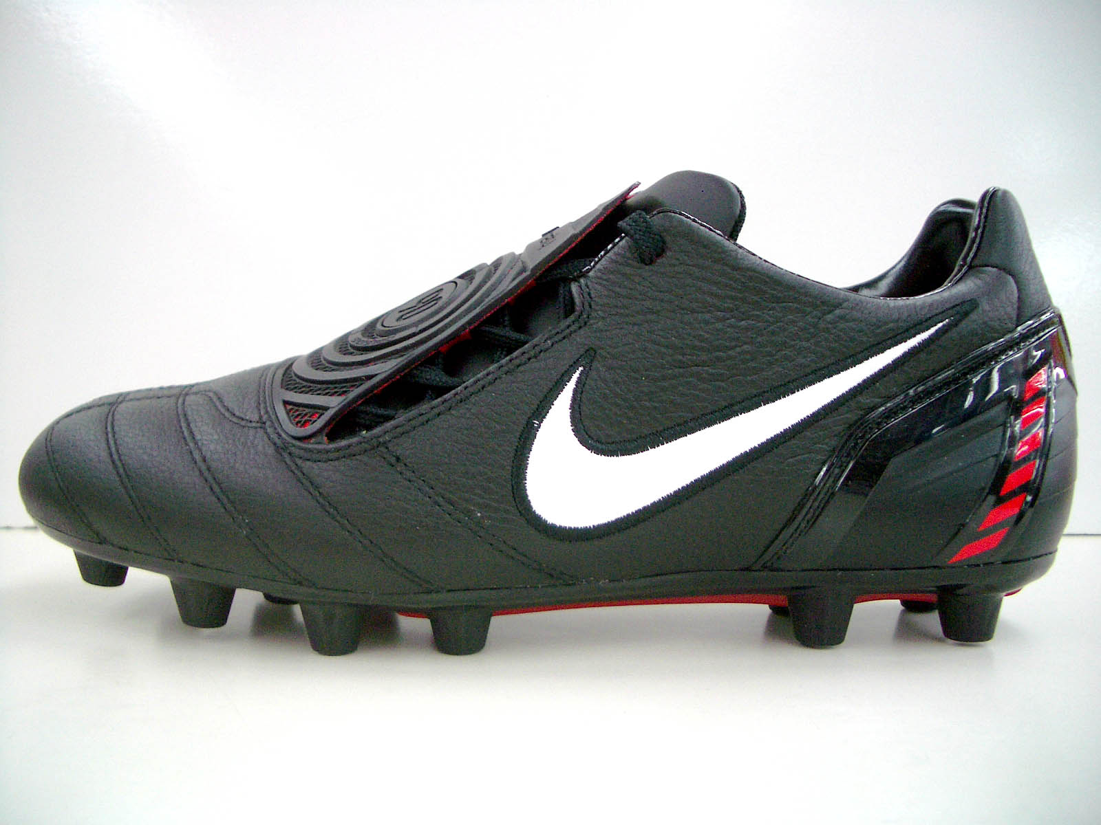 楽天市場】サッカー t90 ナイキ スパイクの通販 楽天市場】サッカー t90 ナイキ スパイクの通販