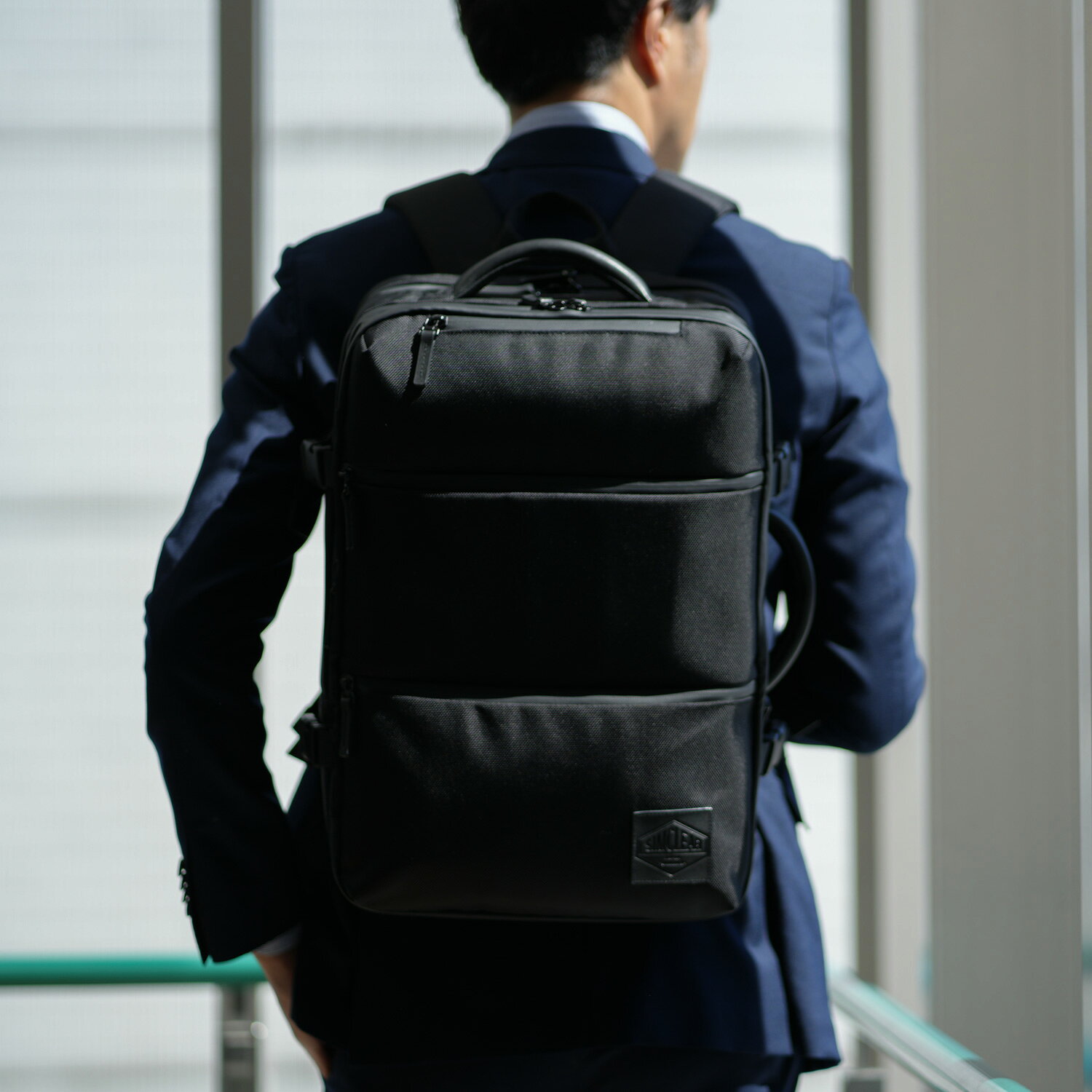 ����ŵ�դ��� SIMCLEAR TSUNAGU BAG SQUARE EX ���९�ꥢ ���å� �Хå� �Хå��ѥå� �ӥ��ͥ��Хå� �֥꡼�ե����� �����å��� �ĥʥ��Хå� �������� �������ѥ���֥� ��� 25-30L ������ ���� �ⵡǽ 2way �֥�å� �� TSB13-BK