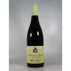 クロ・デ・ムーシュの北に隣接する、ボーヌ1級のエグロは、クロ・デ・ムーシュがそうであるように、赤も白も良質のワインが生み出される。これはピノ・ノワールから造られる赤の方で、赤い果実のピュアな風味と繊細なタッチの味わいが楽しめる。原語表記：Albert MOROT Beaune 1er Cru Aigrots Rouge[2019]ワイン生産地： フランス/ブルゴーニュ/コートドボーヌ品種： ピノノワール100％容量： 750mlワイン分類： スティル ワイン色： 赤ワイン甘-辛： 辛口Wine Score:ワイン アドヴォケイト： -点ワイン スペクテイター： -点Awards： -