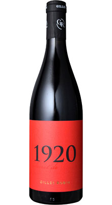 96年に設立。現在は業界内で高い注目を浴びるクローズ　エルミタージュの生産者。「1920」はオーナーの曽祖父が初めて畑を造った年を表す。力強く、長熟にも耐えうる偉大な赤ワイン。小石、赤粘土醗酵：ステンレスタンクにて主醗酵後、マロラクティック醗酵　　　熟成：フレンチオーク樽にて18カ月間（630Lの中樽、新樽比率30％）Domaine Gilles Robin Croze Hermitage Cuvee 1920 Rouge[2017]Vineyard Locations:　フランス/コートデュローヌ/クローズエルミタージュVarieties:　シラー100％Bottle Size:　750mlCategory:　赤/重口Wine Score:ワインアドヴォケイト:　-点スペクテイター:　-点 Awards:　-