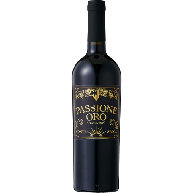 樹上で過熟させ糖度 凝縮感を上げたブドウから造られるフルボディの赤ワイン。凝縮した果実、ドライフルーツのような香りがあり、ジューシーで濃厚な果実の余韻が広がります。土壌：石灰質を含む沖積土壌ステンレタンク セメンタンク原語表記：Azienda Agricola Conti Zecca Passione oro appassimento[2021]ワイン生産地： イタリア/プーリア/サレント品種： プリミティーヴォ100％容量： 750mlワイン分類： スティル ワイン色： 赤ワイン軽-重： 重口Wine Score:ワイン アドヴォケイト： -点ワイン スペクテイター： -点Awards： -