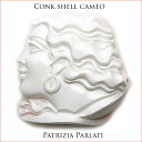 01038647　お品物詳細 主石の種類 シェルカメオ（コンクシェル） 作者 Patrizia Parlati ルースサイズ 約40x40ミリ オススメポイント 純白に淡いコンクピンクhintのあるコンクシェル使用。ナポリCasco社より直輸入。パラーティ独自のモチーフ。 送料無料(日本国内） 代引手数料無料 パール・ダイヤモンド・ファッションジュエリーは 伊勢志摩あご湾　渡辺真珠養殖場・リバティー芦屋パール・ダイヤモンド・ファッションジュエリーは 伊勢志摩あご湾　渡辺真珠養殖場・リバティー芦屋