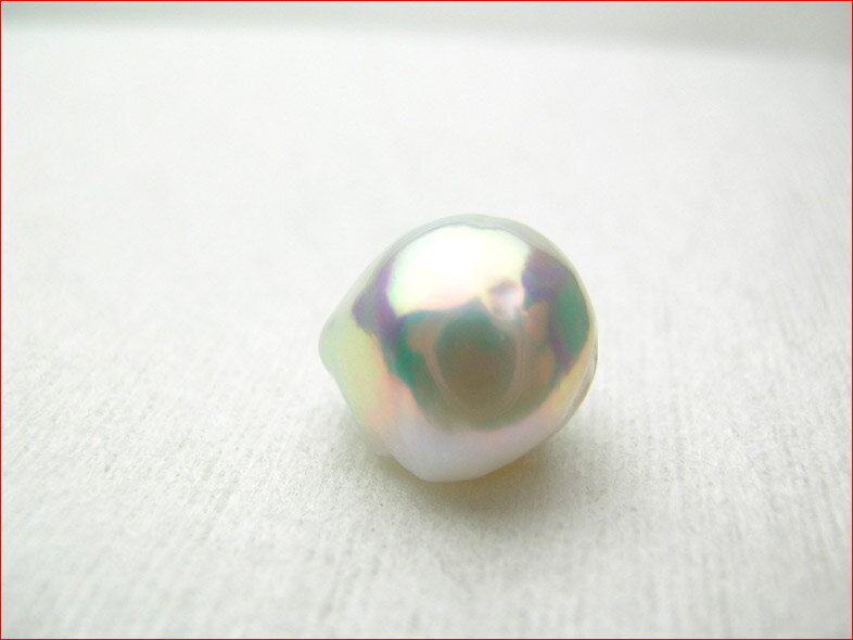 南洋パール並みの大きさ、マベのような金属光沢、湖水真珠の進化系！？　すっ..すごいっ！！