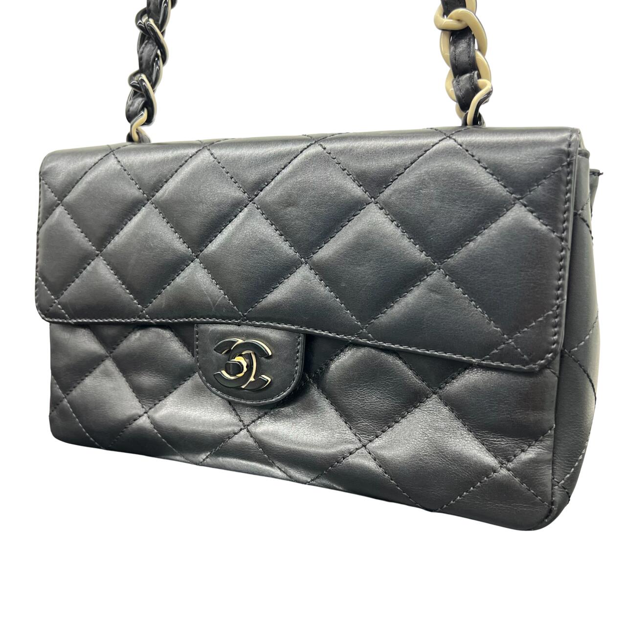 クラシカルなデザインが可愛い 2WAY CHANEL ショルダーバッグ 楽天市場】シャネル マトラッセ チェーン ショルダーバッグ