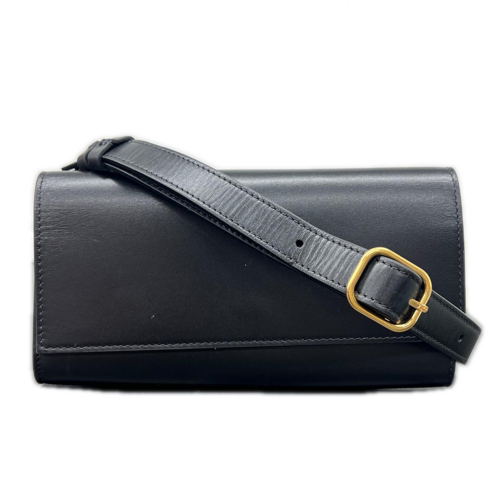 Rakuten - THE ROW 希少 美品 ザロウ BELT FLAP BAG ベルト フラップ バッグ ショルダバッグ レザー ブラック ポシェット レディース ABランク 中古 鑑定済 ザロウバッグ【参考定価170,000円】