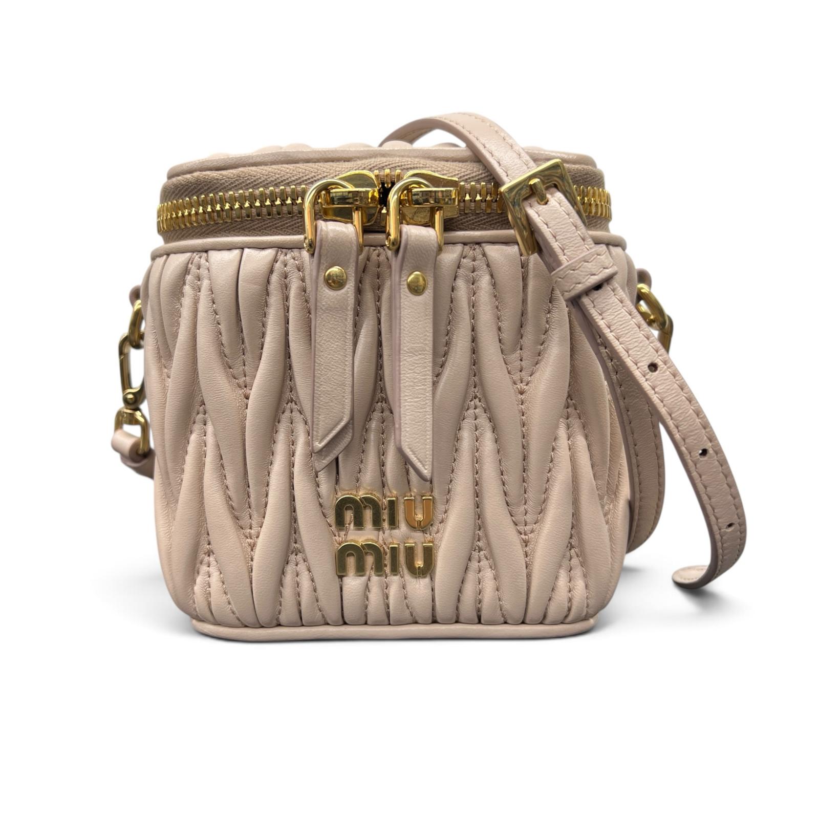 楽天市場】miumiu マテラッセ バッグ ピンク（レディースバッグ