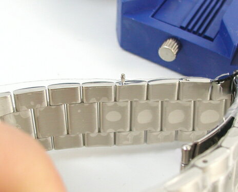 腕時計用ベルトの調整工具コマ外し メタルバンド腕時計用コマ外し