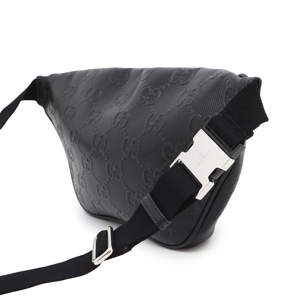 【決算セール開催中！】 グッチ ボディバッグ GGエンボス 645093 GUCCI ウエストバッグ 黒 【安心保証】 【中古】 グッチ バッグ GUCCI BAG