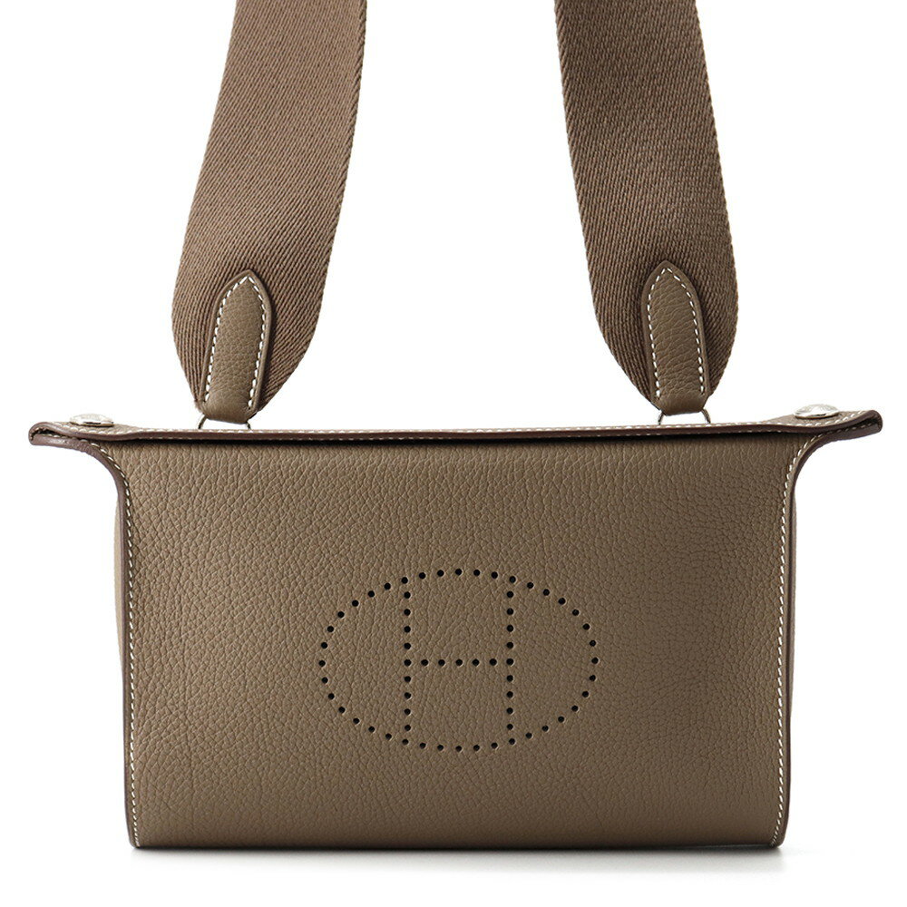 エルメス ショルダーバッグ ヴィドポッシュ エトゥープ/シルバー金具 トゴ B刻印 HERMES 【安心保証】 【中古】 エルメス ヴィドポッシュ HERMES BAGのサムネイル