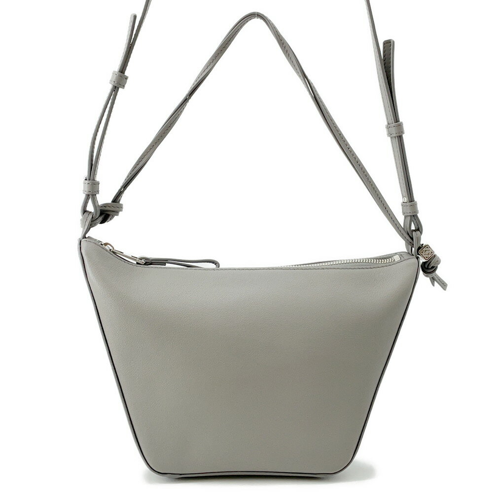 ロエベ ハンドバッグ スナ・フジタコラボ クマ ハンモック ホーボー ミニ A538G13X05 LOEWE 2way 【安心保証】 【中古】 ロエベ バッグ レディース LOEWE BAGのサムネイル