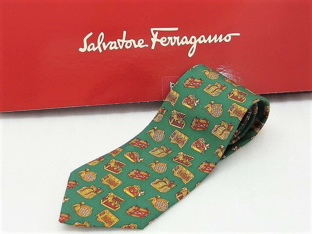 サルヴァトーレフェラガモ Salvatore Ferragamo メンズ ネクタイ プリントネクタイ 犬 グリーン 【中古】