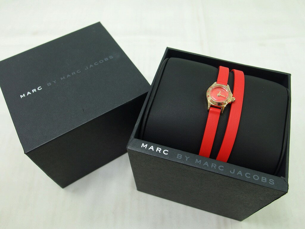 マークバイマークジェイコブス Marc by Marc Jacobs クォーツウォッチ アナログ 腕時計 ミニ レッド 赤 MBM5534 【中古】