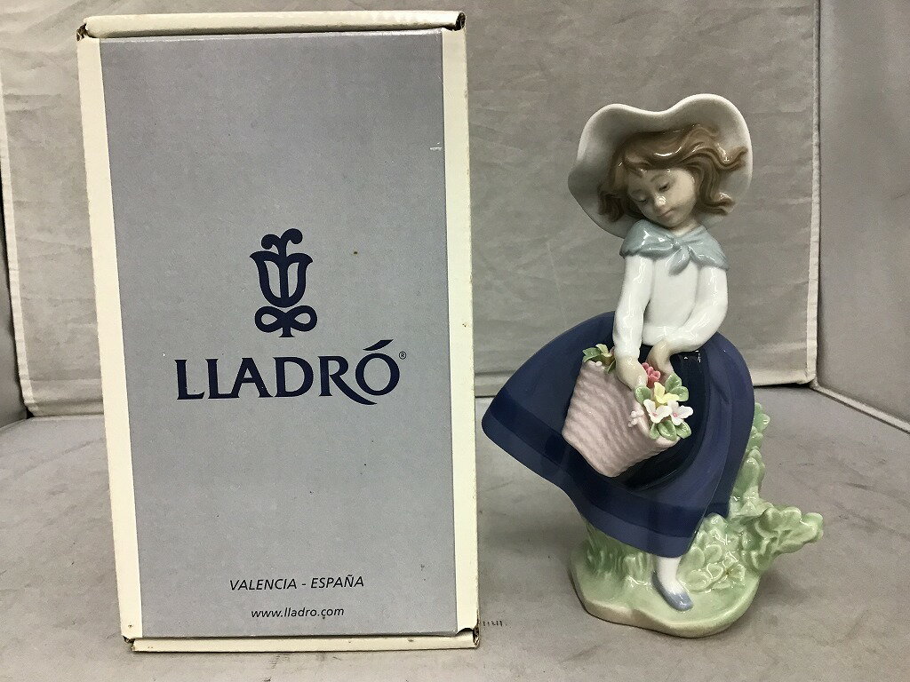 楽天市場】リヤドロ きれいな花ばかりの通販 楽天市場】リヤドロ きれいな花ばかりの通販