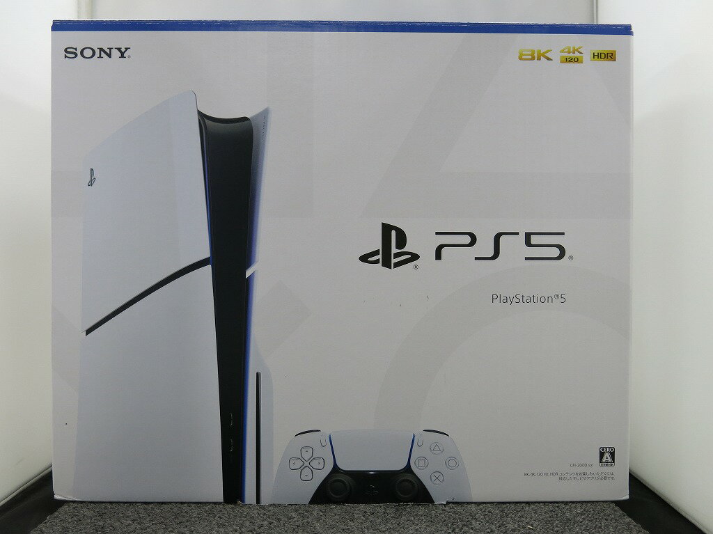 【ご注意】商品は店頭・他ネットショップでも販売しておりますので、ご注文をいただいても売り切れの場合がございます。ご了承ください。ブランド名ソニー SONY商品名PlayStation 5　CFI-2000A01 ディスクドライブ搭載モデル シリアル番号E43A0161B10570800商品説明PlayStation5のゲーム体験を実現するテクノロジーや機能はそのままに、小型化を実現した新モデルのPS5(model group - slim)です。 Ultra HD Blu-rayディスクドライブは着脱可能となり、本体内蔵のSSDストレージは1TBになります。Play Has No Limits 遊びの限界を超える PS5が解き放つ、新しいゲームの可能性。 超高速SSDにより読み込み速度が飛躍的に向上。ハプティック技術、アダプティブトリガー、3Dオーディオ技術が生み出す濃密な没入感。そして、新世代の驚きに満ちたPlayStationタイトルの数々をご体験ください。付属品元箱・コントローラー・TYPE-Cケーブル・HDMIケーブル・電源ケーブル・横置き用フット×2※主な付属品を記載するようしております。中古品の特性上、全ての付属品の正確な記載が難しいため詳細は掲載の写真にてご確認ください。付属品は写真にて【全て】掲載しております保証期間3ヶ月（返金保証）コンディションレベルA（良品）コンディションの備考【全体】キズまたは汚れが見当たりますが、全体的には使用感の少ない状態の良い中古品です※お客様のご都合によるサイズ違いや状態による返品は受付ておりません。写真や内容を良くご確認のうえ、ご購入くださいませ配送方法宅配便商品番号hod126608004在庫お問合せ先【ワットマンテック横須賀堀ノ内店】　046-820-2870【ご注意】当社オンラインショップ以外で情報、商品写真、画像、文章等を無断で転用しているページは偽サイトであり当店とは一切関係がございませんのでご注意ください。接続先のURLをご確認ください。楽天市場URL：https://www.rakuten.co.jp/楽天市場商品ページ：https://item.rakuten.co.jp/●●●《ソニー》SONYPlayStation 5 CFI-2000A01 ディスクドライブ搭載モデル l1135211033