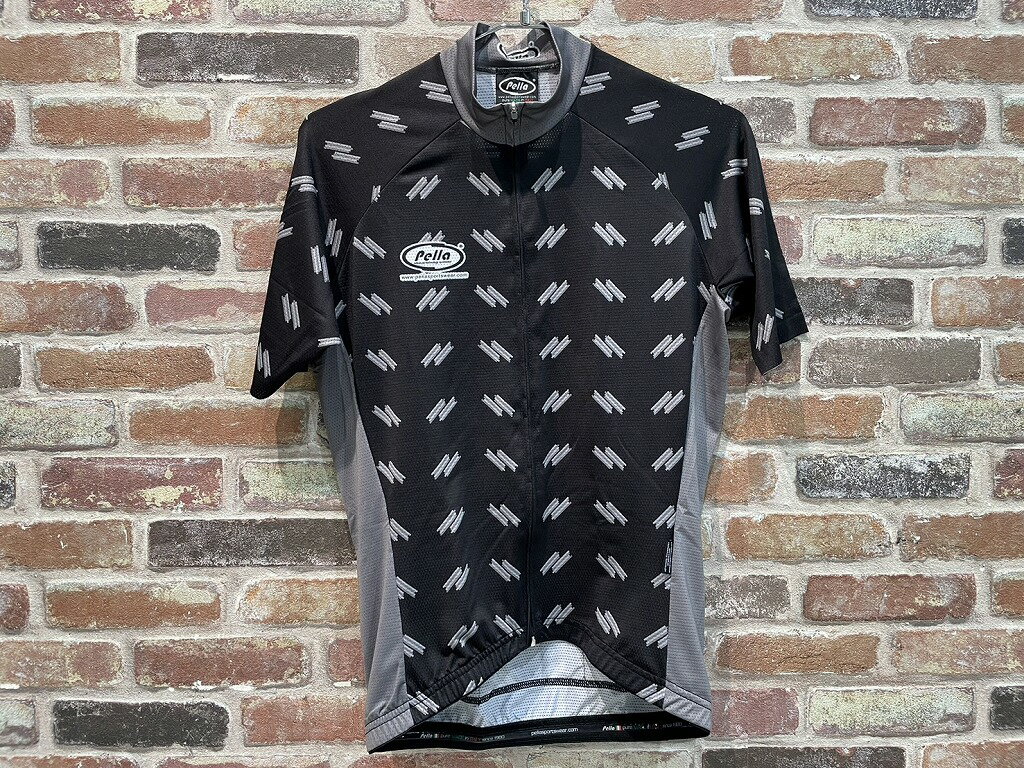 【全品ポイント10倍!要エントリー】【期間限定セール】Pella Pella 半袖サイクルジャージ M 【中古】
