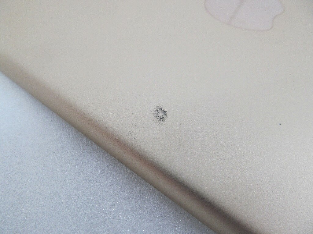 【6/22(日)20時〜全品ポイント10倍！要エントリー！】アップル Apple キャリア： AU iPad mini 4 Wi-Fi+Cellular 16GB MK712J/A 【中古】