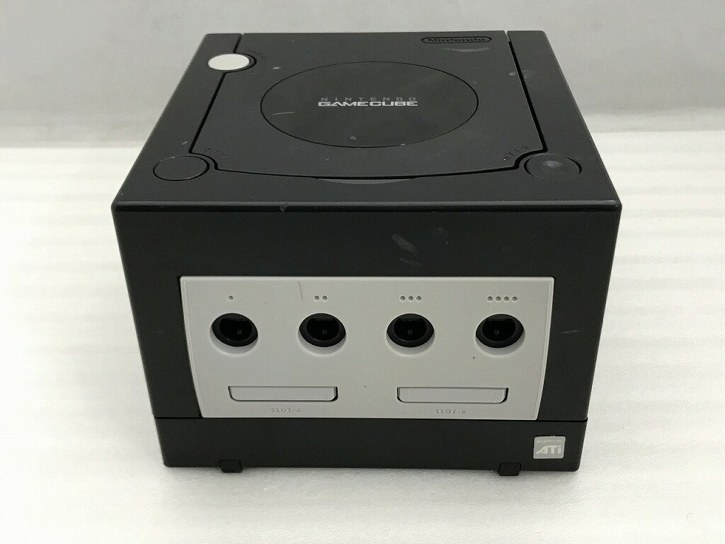【6/22(日)20時〜全品ポイント10倍！要エントリー！】ニンテンドウ 任天堂 ゲームキューブ AVケーブル付き DOL-001 【中古】