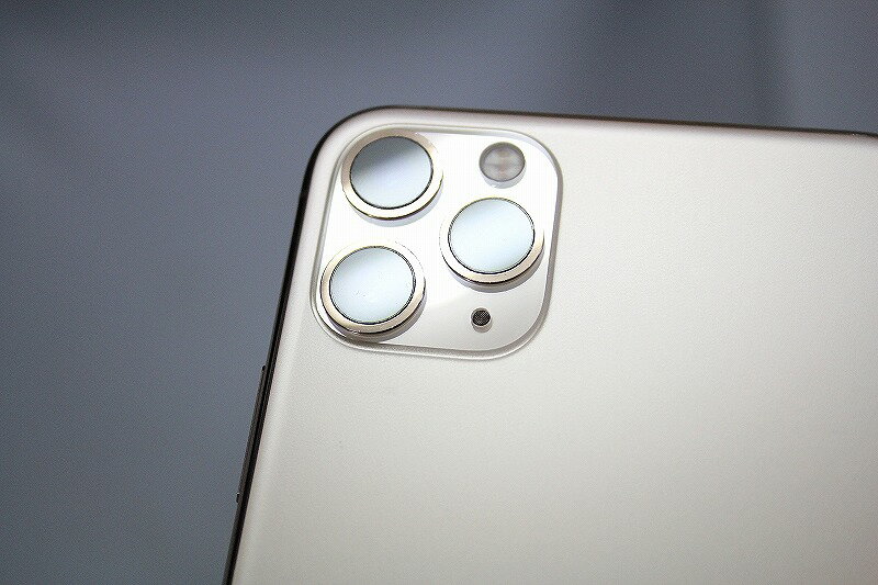 【期間限定セール】ドコモ docomo iPhone 11 Pro Max 64GB MWHG2J/A 【中古】