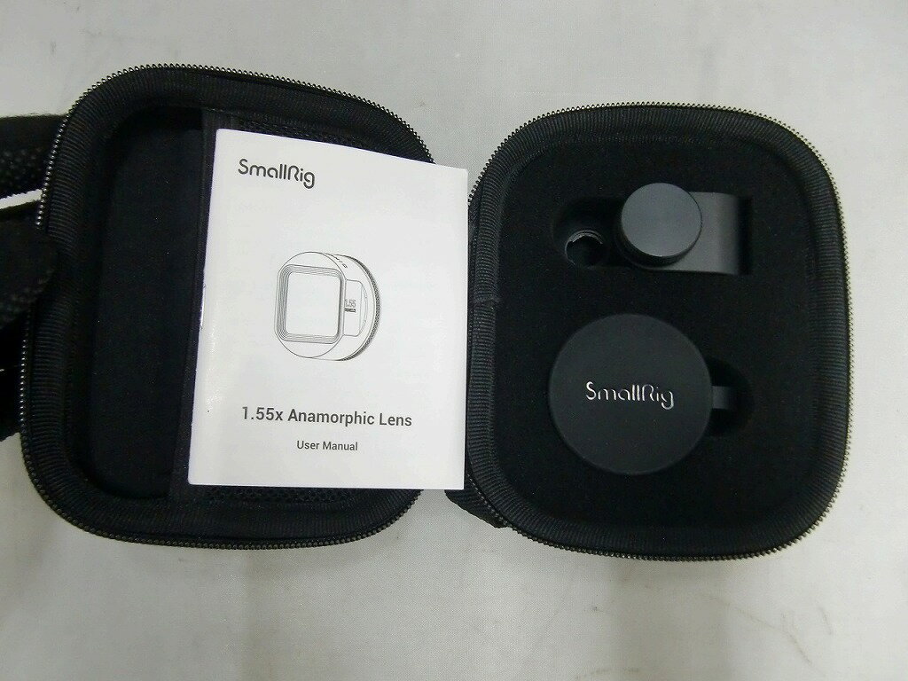 【全品ポイント10倍!要エントリー】【期間限定セール】スモールリグ SMALLRIG スマホ用レンズ 1.55x Anamorphic Lens 【中古】
