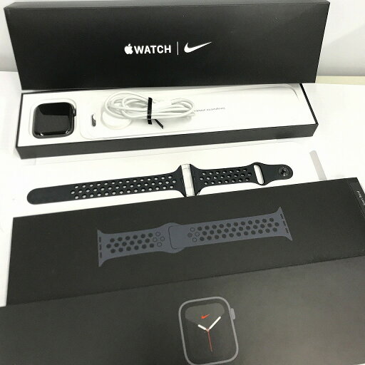 アップル Apple Apple Watch Nike ナイキ SE GPSモデル 44mm MYYK2J/A 【中古】 アップル Apple Apple Watch Nike ナイキ SE GPSモデル 44mm MYYK2J/A 【中古】