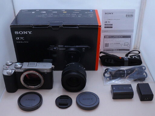 ソニー SONY ミラーレス一眼カメラ レンズキット フルサイズ α7C (ILCE-7C) / SEL2860 【中古】 ソニー SONY ミラーレス一眼カメラ レンズキット フルサイズ α7C (ILCE-7C) / SEL2860 【中古】