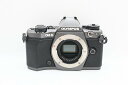 オリンパス OLYMPUS ミラーレス一眼 レンズキット チタニウムカラー OM-D E-M5 Mark II Limited Edition Kit 【中古】