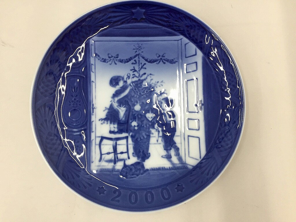 ワットマン楽天市場店のロイヤルコペンハーゲン ROYAL COPENHAGEN 2000年イヤープレート 【中古】｜アングル2
