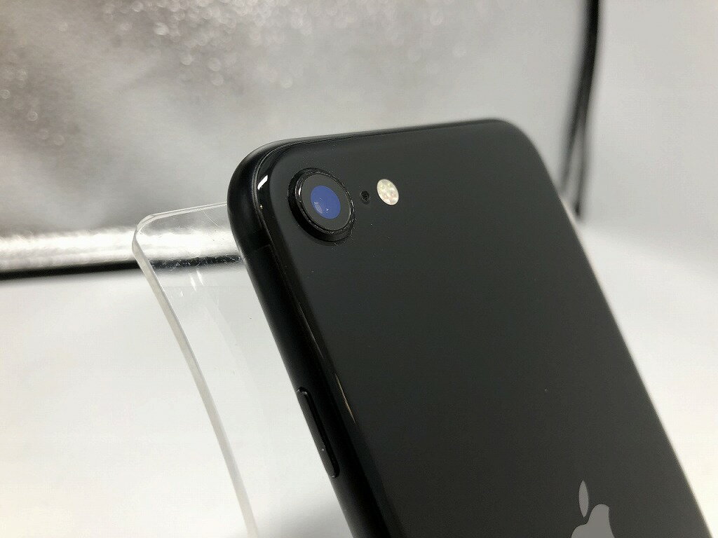 アップル Apple iPhone SE2 64GB SIMロックなし ブラック MHGP3J/A 【中古】