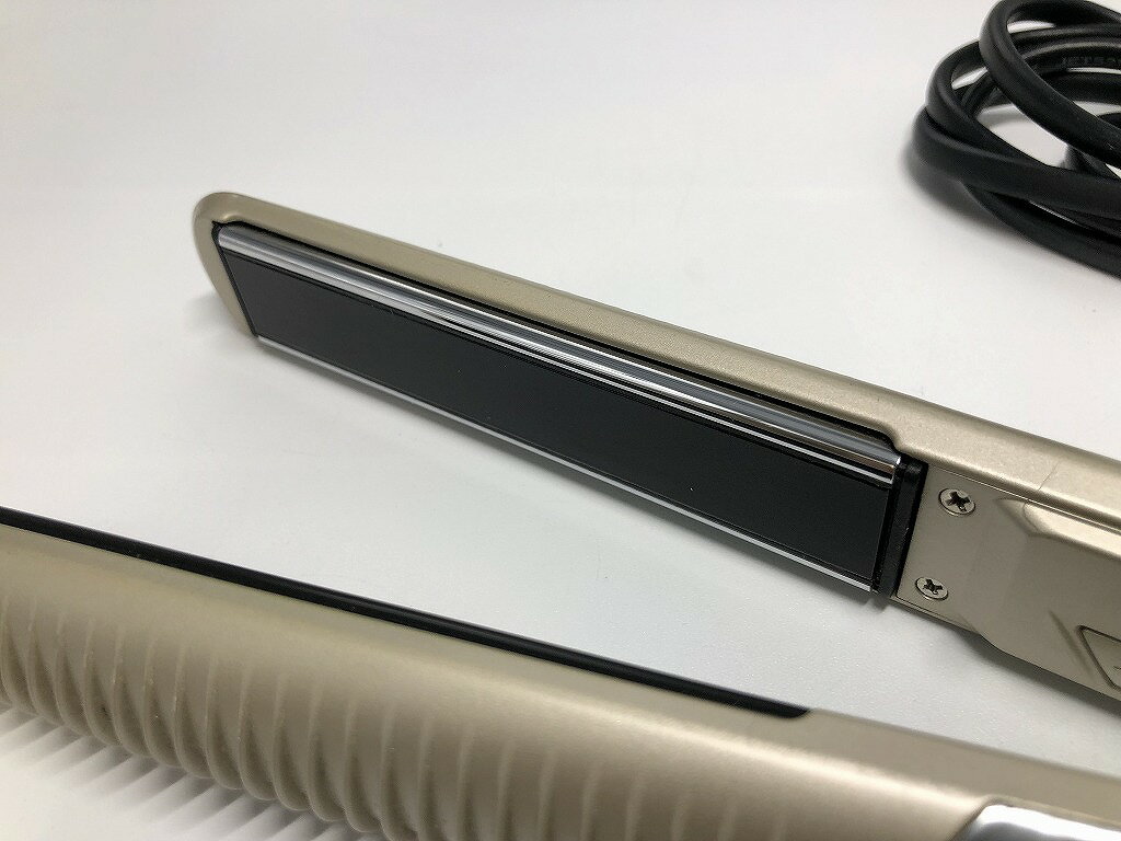 ヤーマン YA-MAN スムースアイロンフォトイオン YJHB0N 【中古】
