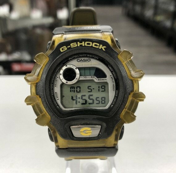 カシオ CASIO 腕時計 デジタルウォッチ クォーツ式 イエロー系 DW-004 【中古】