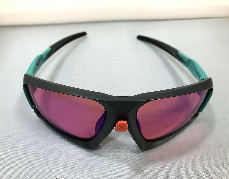 オークリー OAKLEY スポーツミラーサングラス フィールドジャケット プリズム UVカット グリーン、グレー系 OO9402-04 【中古】
