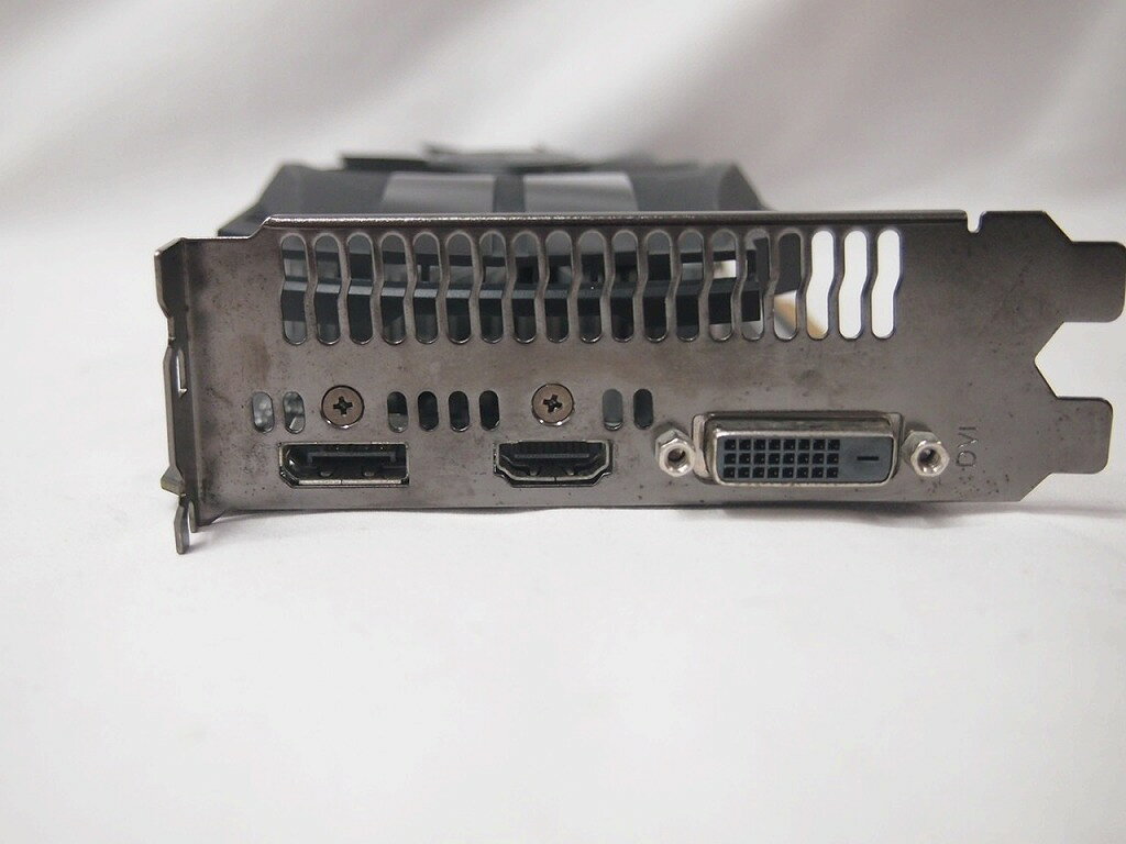 アイネックス　PCI Express用電源変換ケーブル 15cm　PX012A