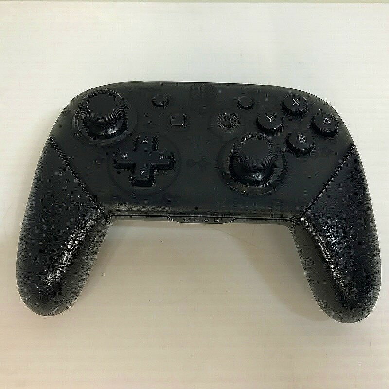 【全品ポイント10倍!要エントリー】【期間限定セール】ニンテンドー Nintendo Switch用プロコン HAC-013 【中古】