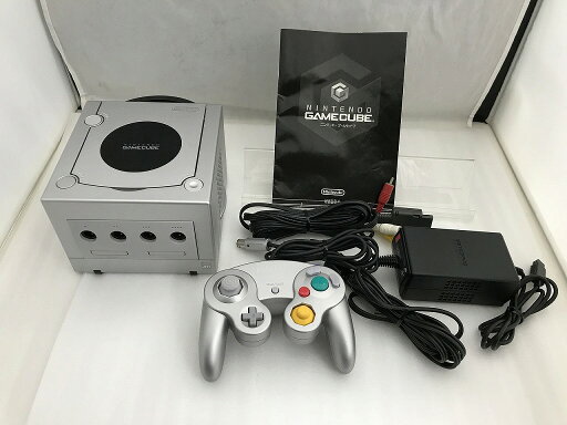 ニンテンドウ 任天堂 ゲームキューブ シルバー DOL-S-PLA 【中古】 ニンテンドウ 任天堂 ゲームキューブ シルバー DOL-S-PLA 【中古】