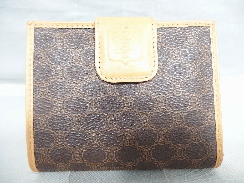 セリーヌ CELINE がま口 二つ折り財布 茶色（マカダム） 【中古】