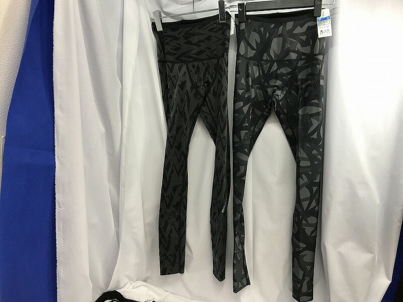 【全品ポイント10倍!要エントリー】【期間限定セール】【未使用】 ミズノ MIZUNO リバーシブルタイツ Sサイズ K2MJ5B0291 K2MJ8B0190