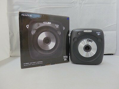 【期間限定セール】フジフィルム FUJIFILM チェキスクエア ブラック instax SQUARE SQ 10 【中古】