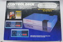 【期間限定セール】ニンテンドー Nintendo 北米版 ファミコン NINTENDO ENTERTAINMENT CONTROL DECK 1985 NES-001 【中古】