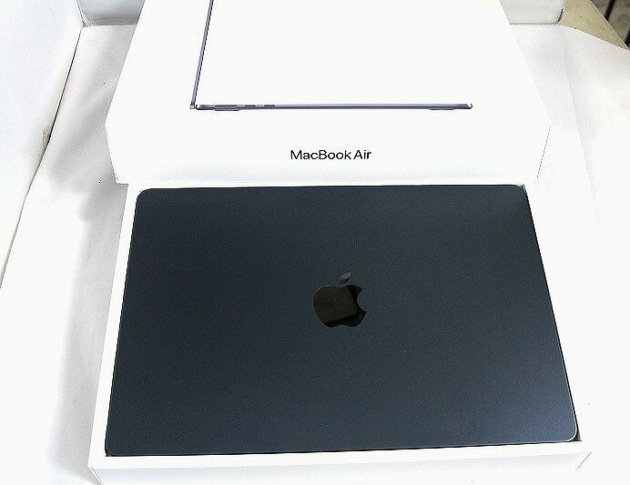 アップル Apple MacBook Air A2681 CTO 【中古】