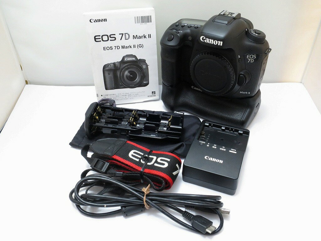 【全品ポイント10倍！要エントリー】【期間限定セール】キヤノン Canon デジタル一眼レフ（バッテリーグリップ付き） EOS 7D Mark II/BG-E16 【中古】