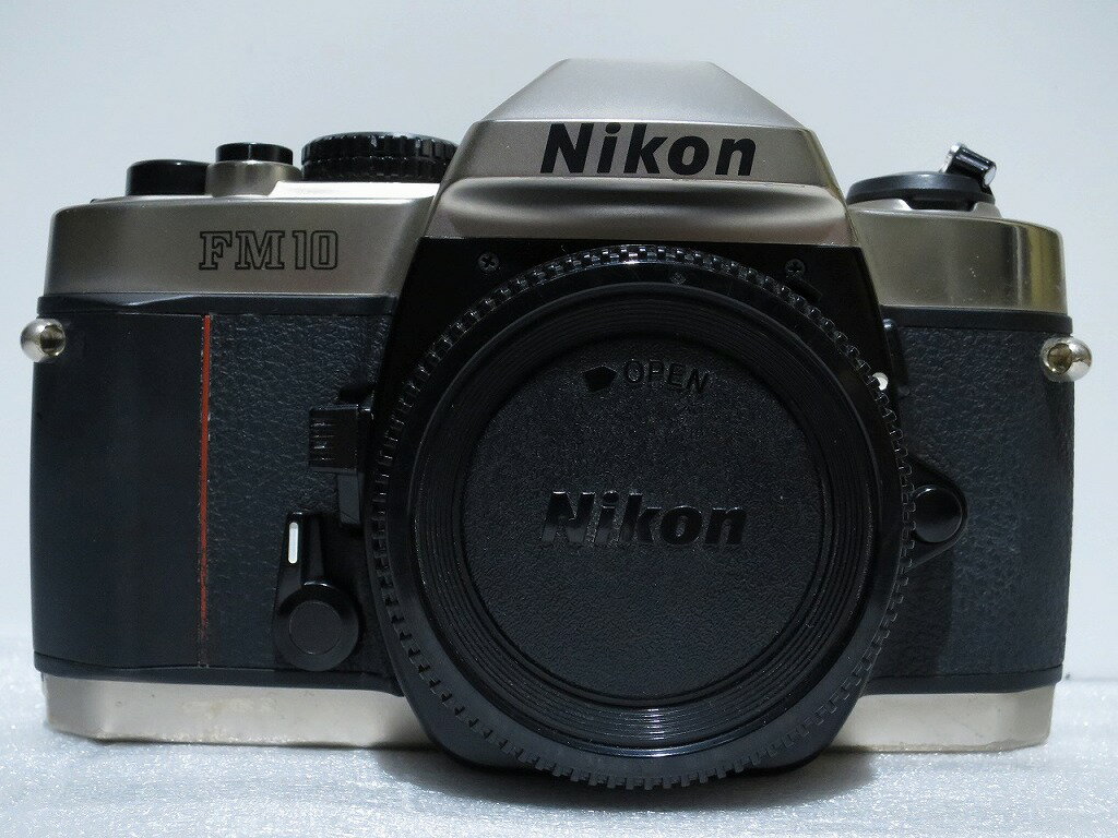 ニコン Nikon フィルムカメラ FM10 【中古】