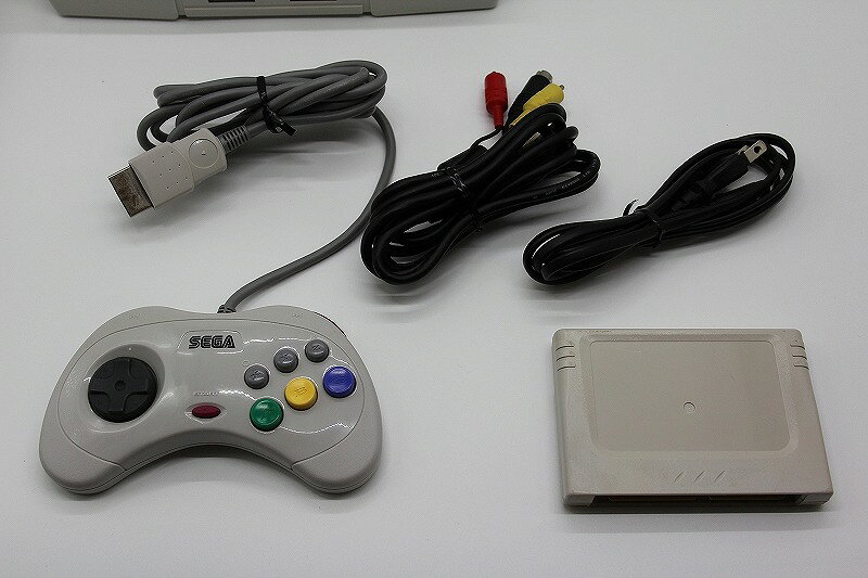 【11/20(木)20時〜全品ポイント10倍！要エントリー！】セガ SEGA セガサターン 白 すぐ遊べるセット パワーメモリー付き HST-3220 【中古】